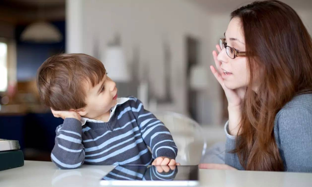 孩子口吃，家庭训练有效果吗？